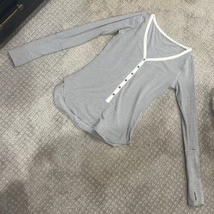 Lululemon light long sleeve henley shirt grey white stripes, size 8